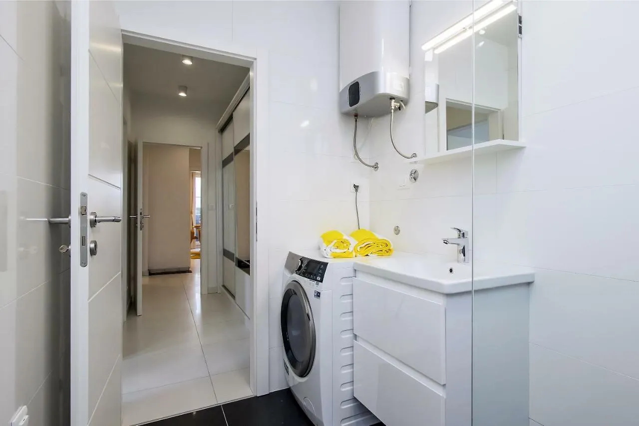 City And Beach Luxury 4 Stars Apartment Split